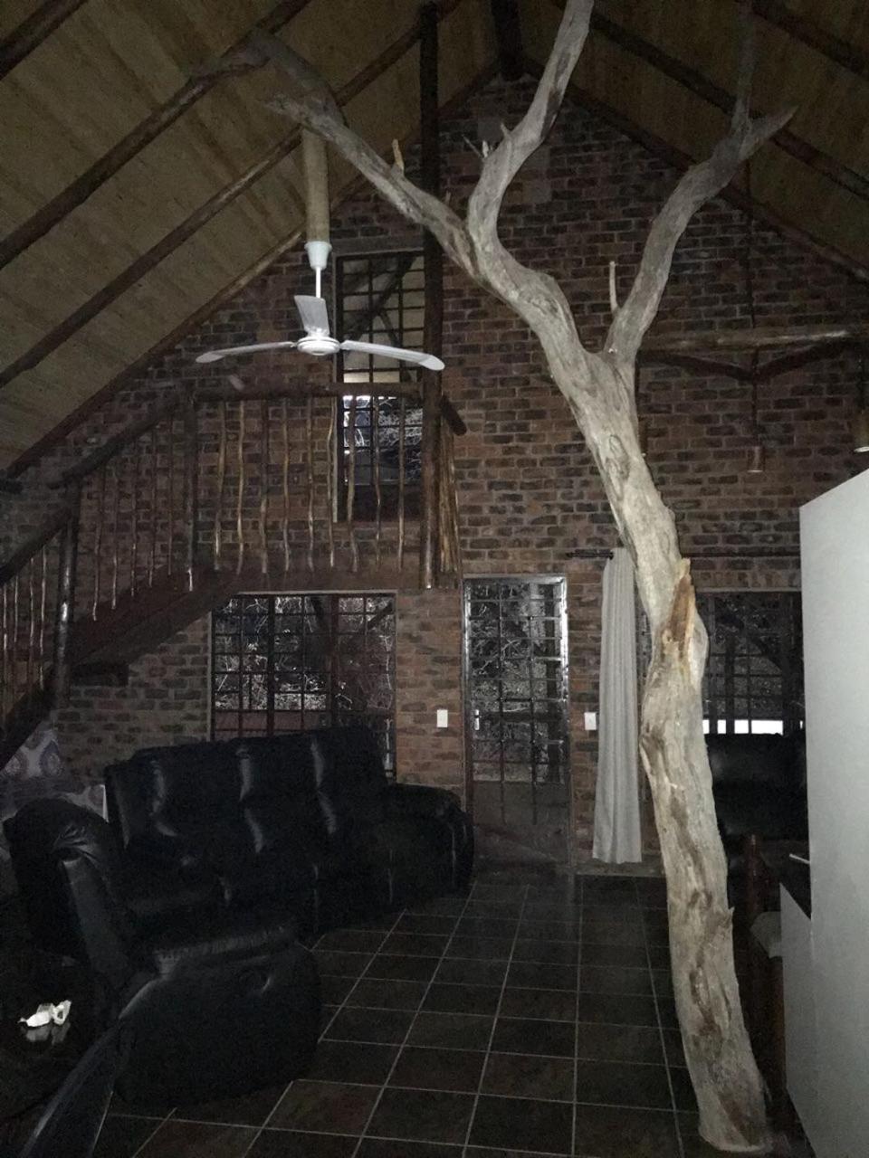 Kruger Wild Dog Inn Marloth Park Phòng bức ảnh